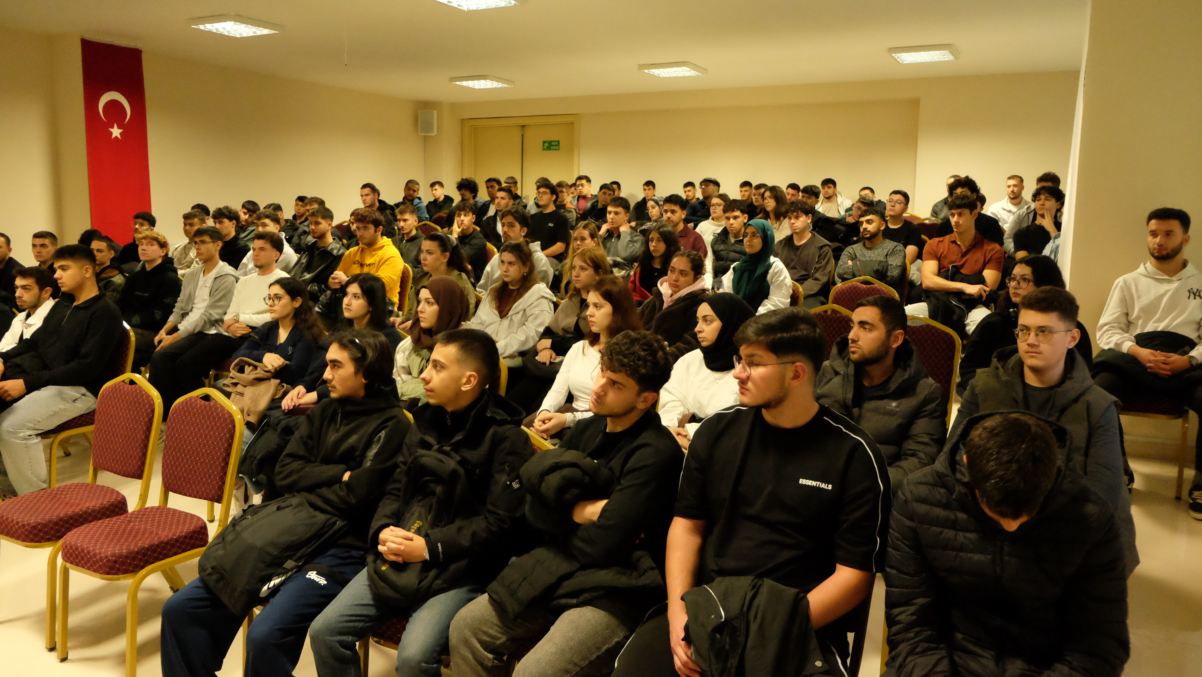 Yüksekokulumuzda Yeni Öğrencilerimiz İçin Oryantasyon Eğitimi Gerçekleştirildi